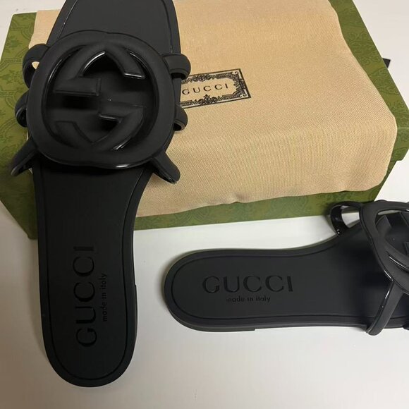Gucci Black Sandals - Picture 2 of 4